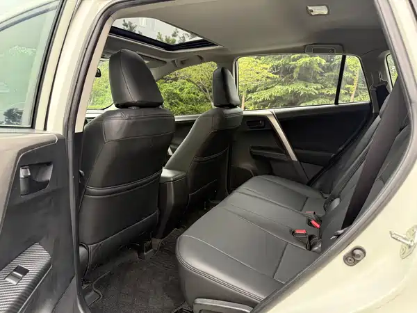 Toyota RAV4 2016