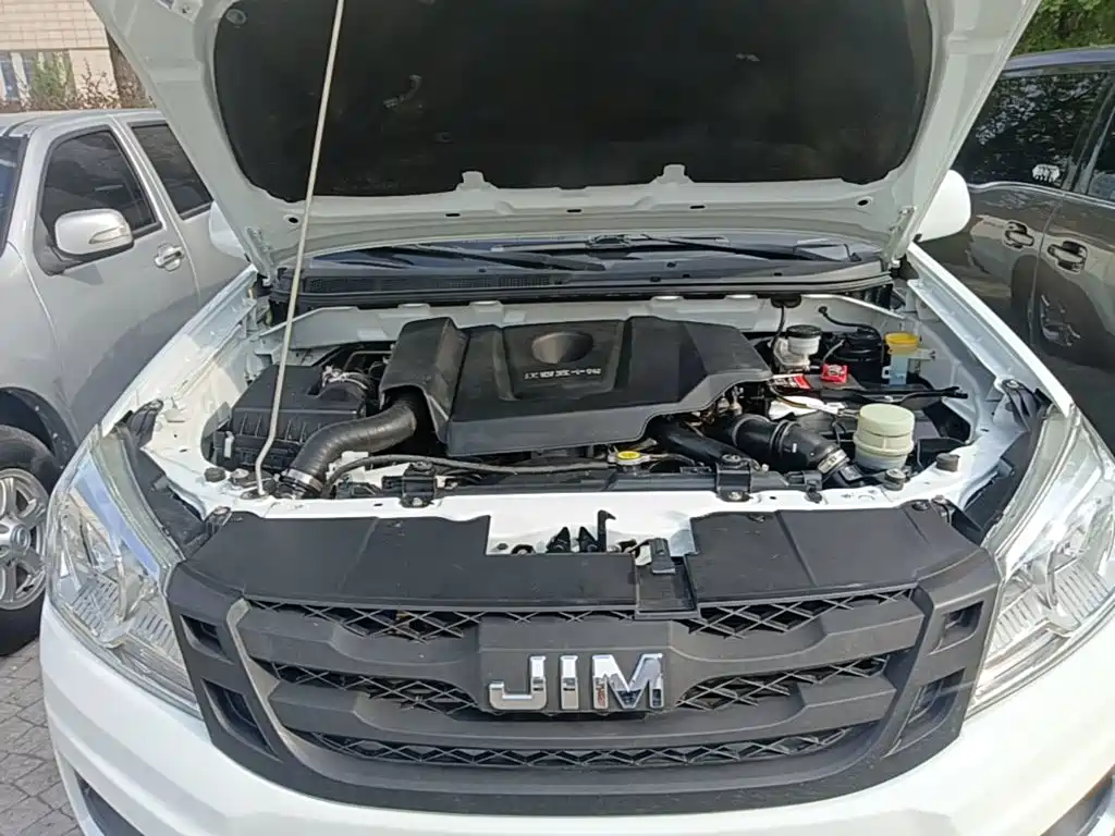 Isuzu RE-MAX Ruimai 2019 — фото 16