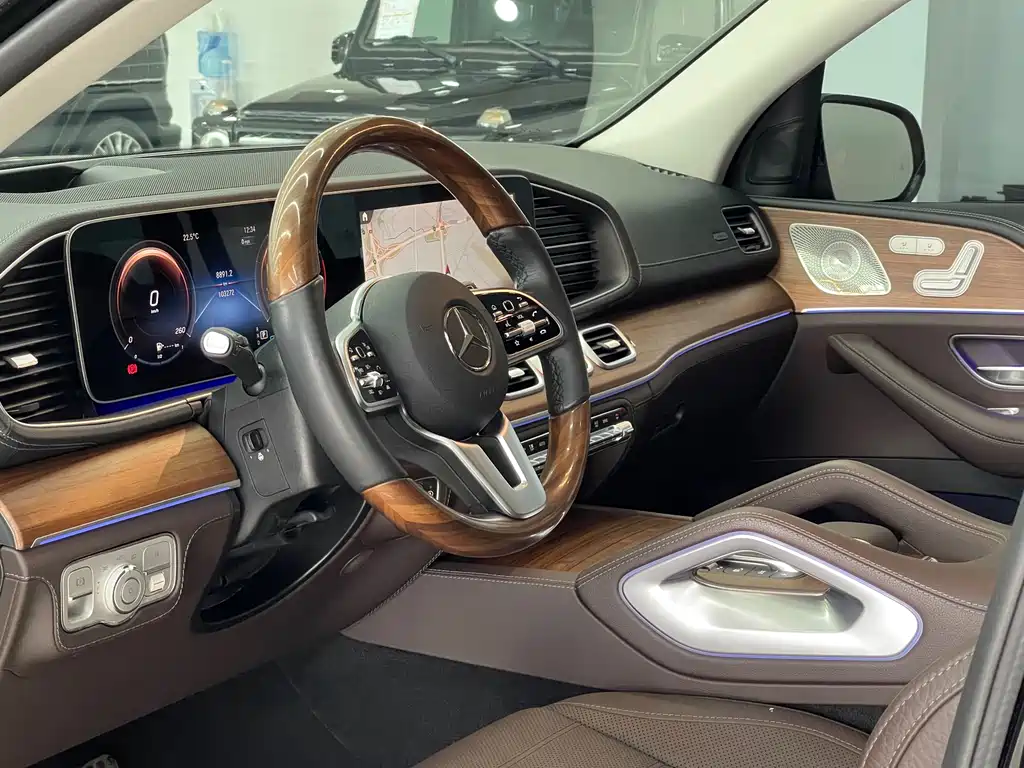 Mercedes-Benz GLS 2023 — фото 10