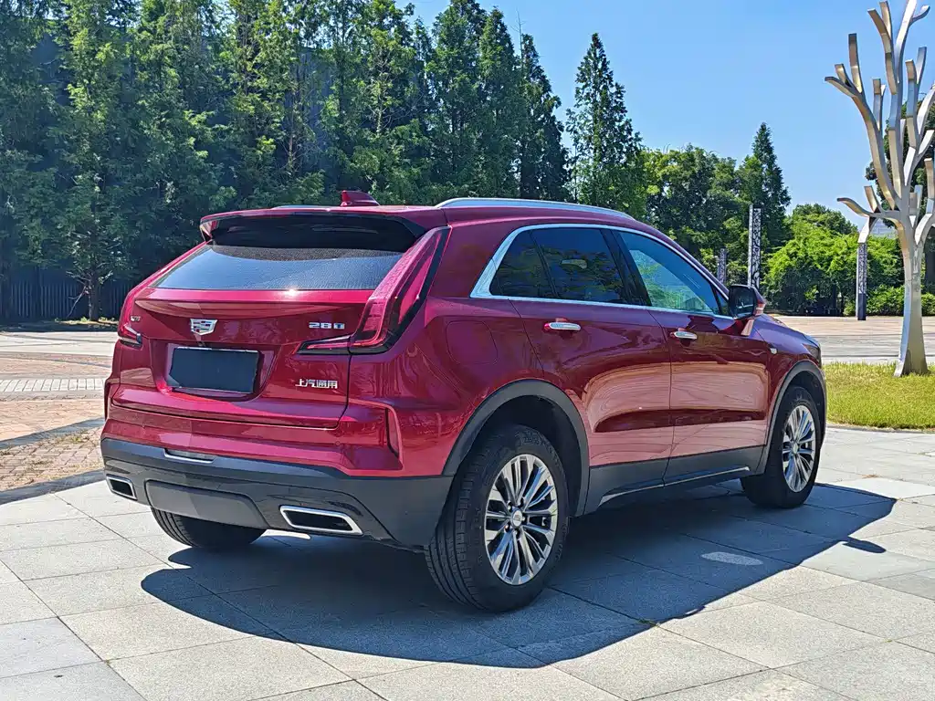 Cadillac XT4 2025 — фото 4