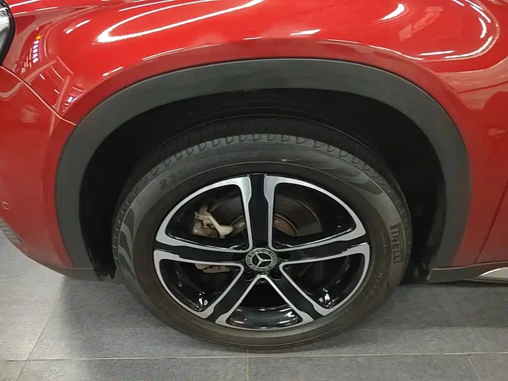 Mercedes-Benz GLA 2018 — фото 23