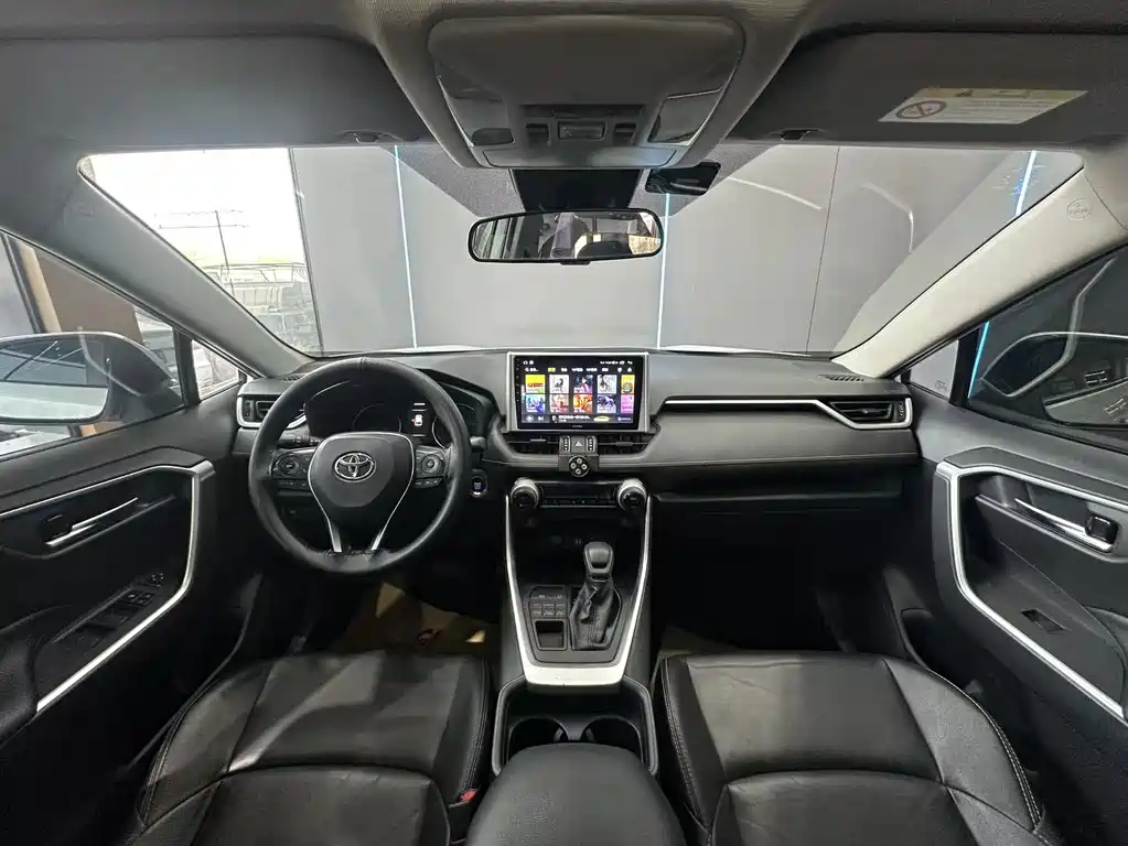Toyota Wildlander 2020 — фото 9