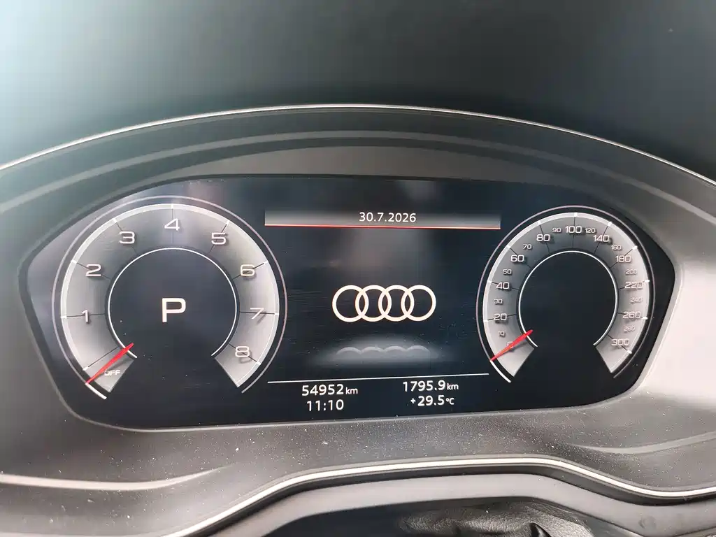 Audi A4L 2021 — фото 9
