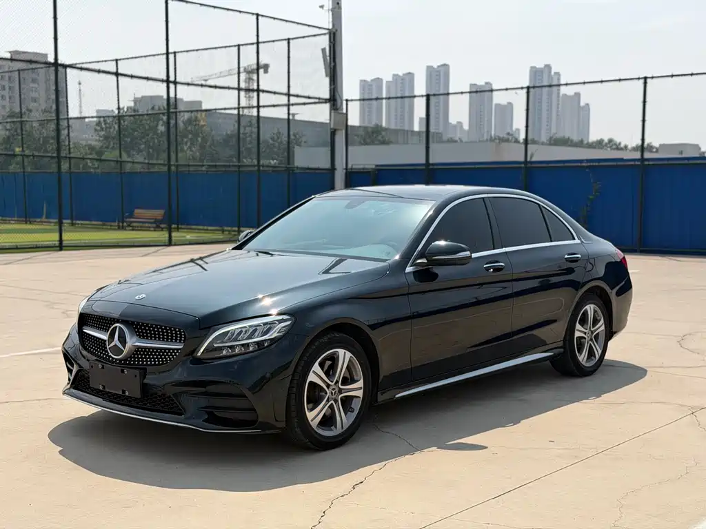 Mercedes-Benz C-Class 2020