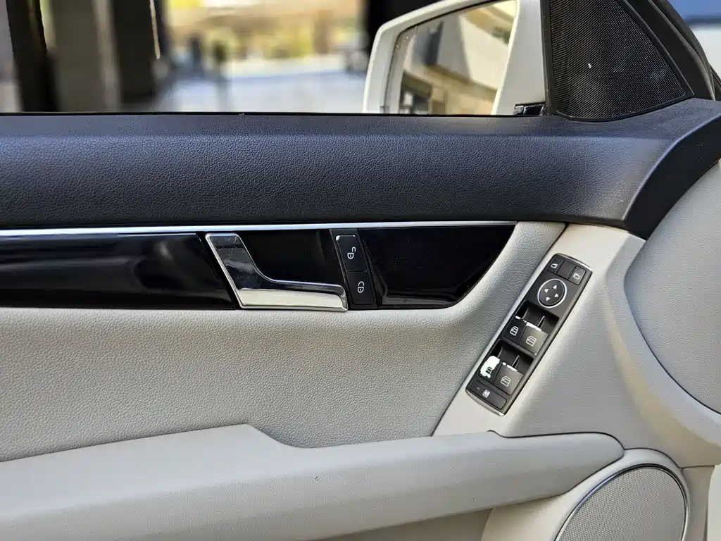 Mercedes-Benz C-Class 2013 — фото 14