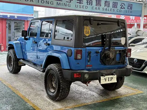 Jeep Wrangler 2015