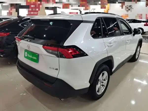 Toyota RAV4 2023