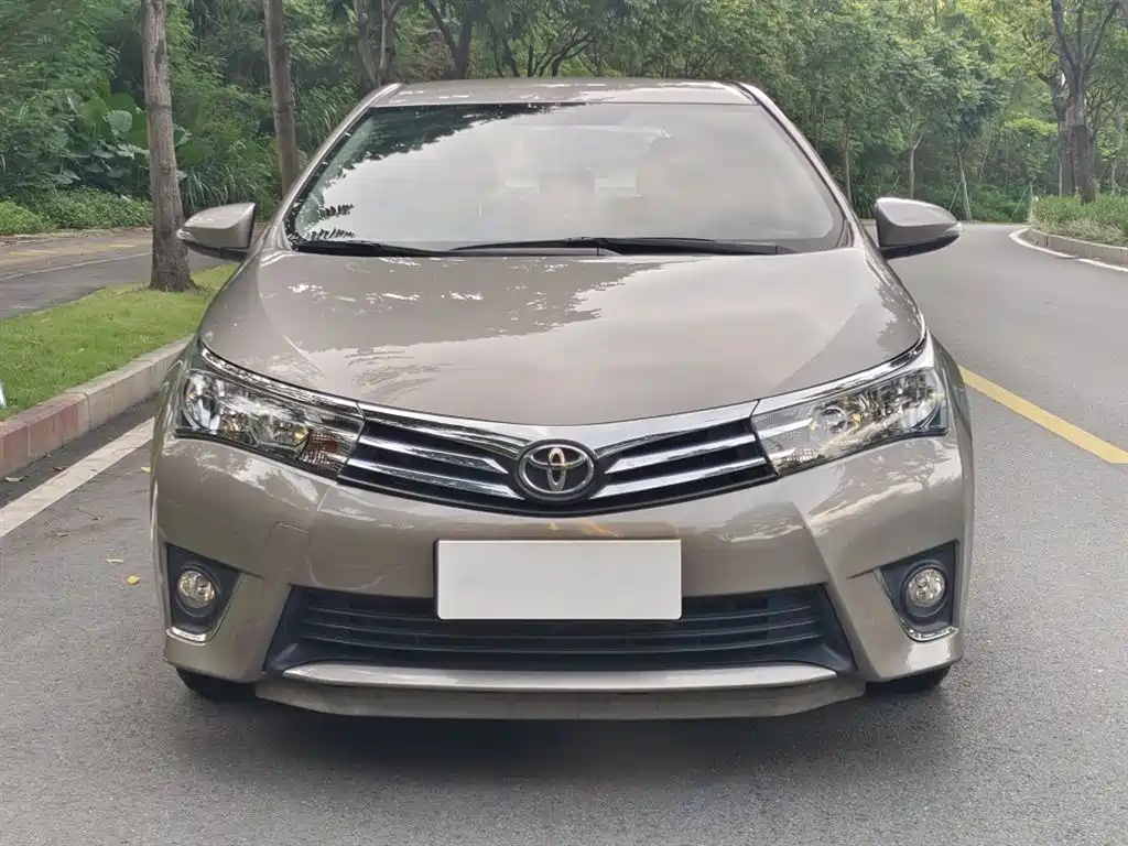 Toyota Corolla 2016 — фото 2