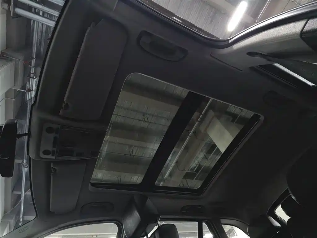 BMW X1 2015 — фото 14