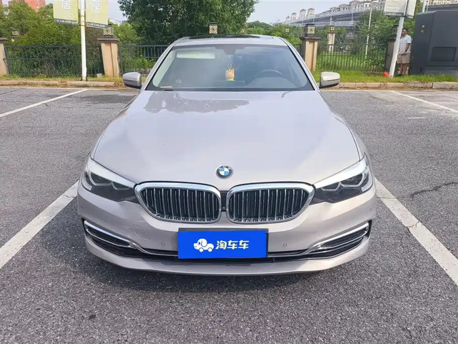 BMW 5 Series 2020
