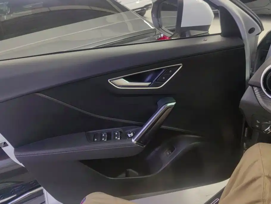 Audi Q2L 2022