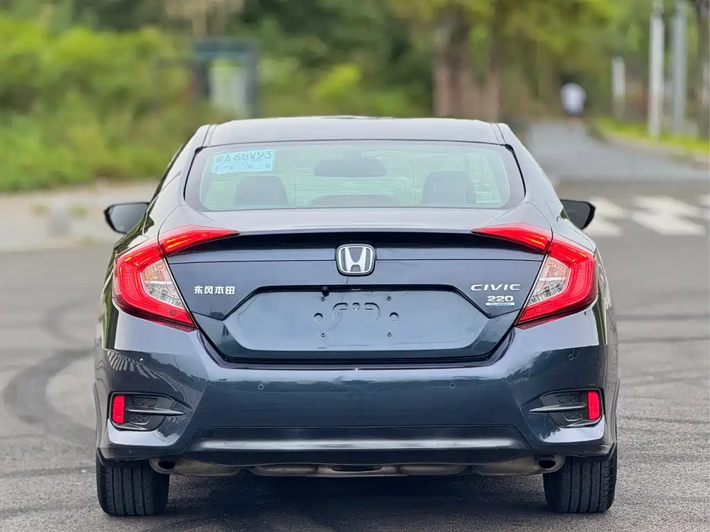 Honda Civic 2017 — фото 15