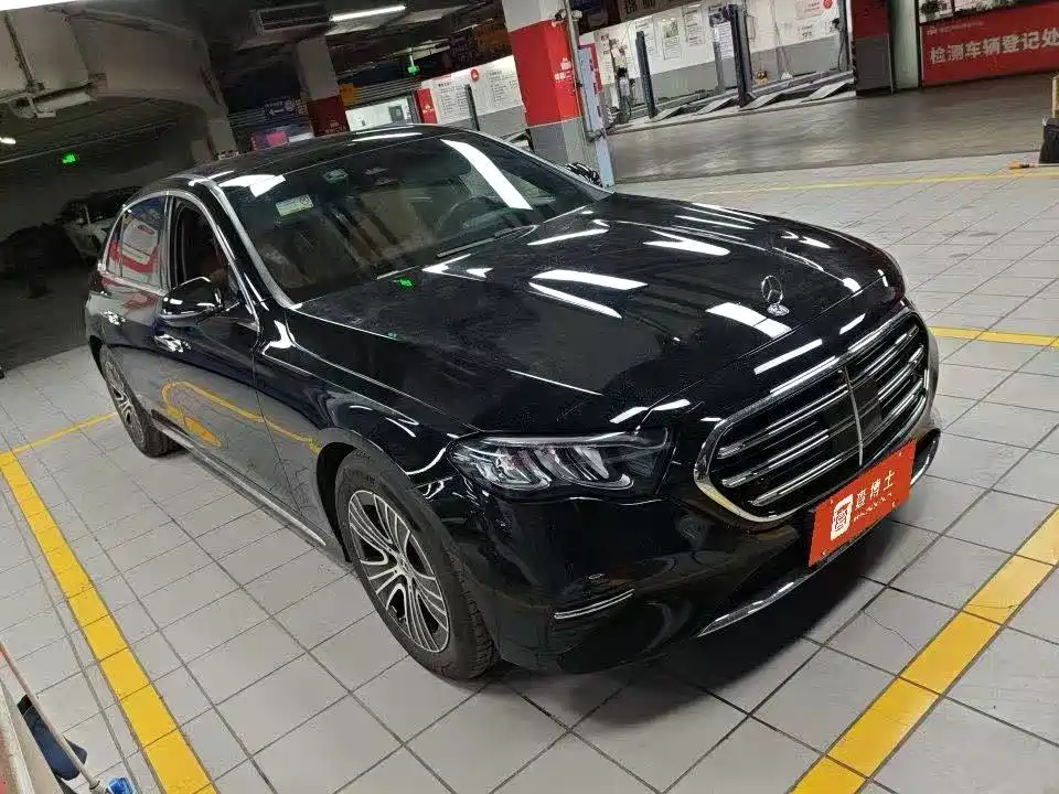 Mercedes-Benz E-Class 2024