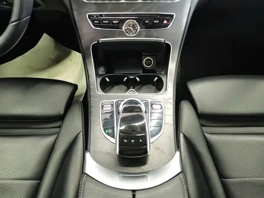 Mercedes-Benz C-Class 2017 — фото 16