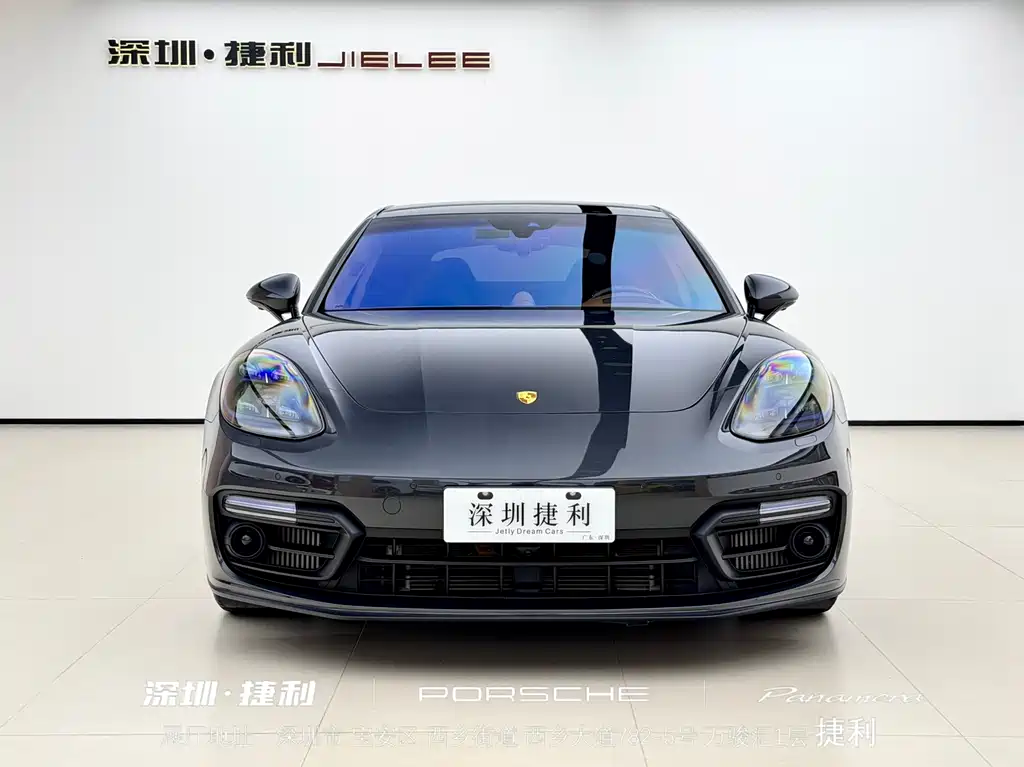 Porsche Panamera 2019
