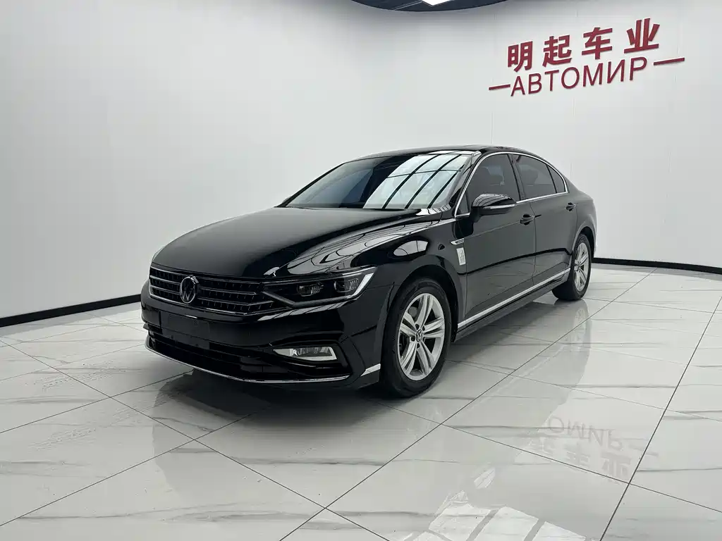 Volkswagen Magotan 2024