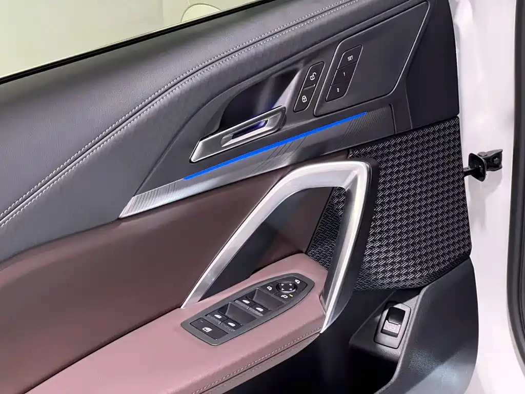 BMW X2 2025 — фото 20