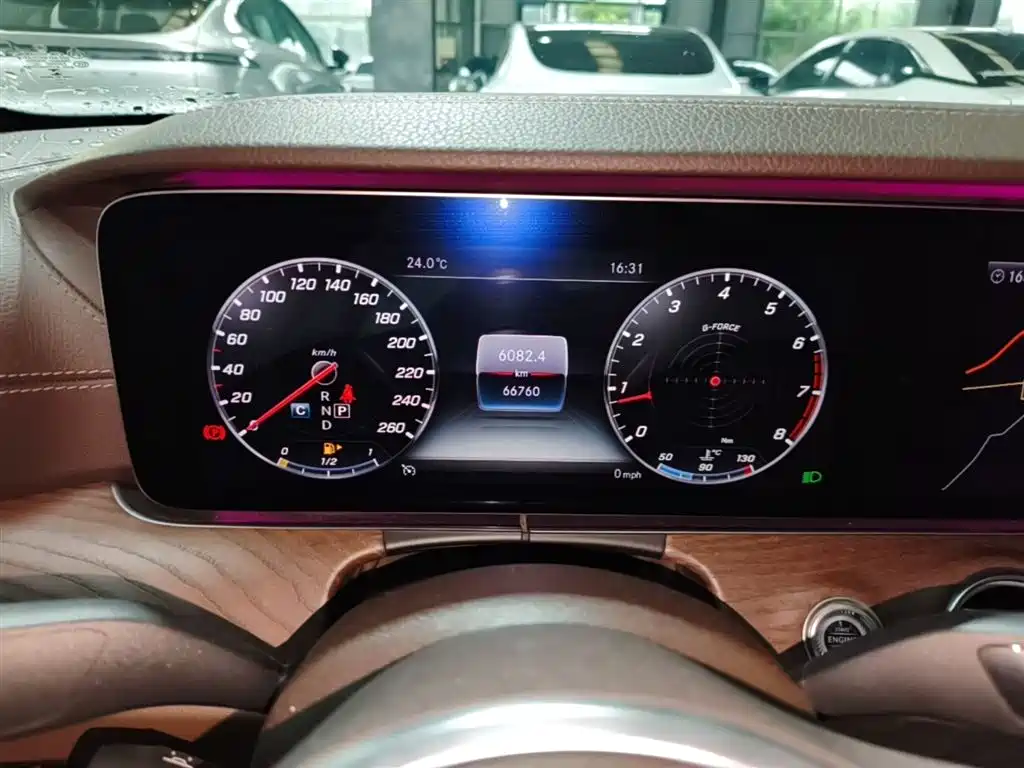 Mercedes-Benz E-Class 2020 — фото 12