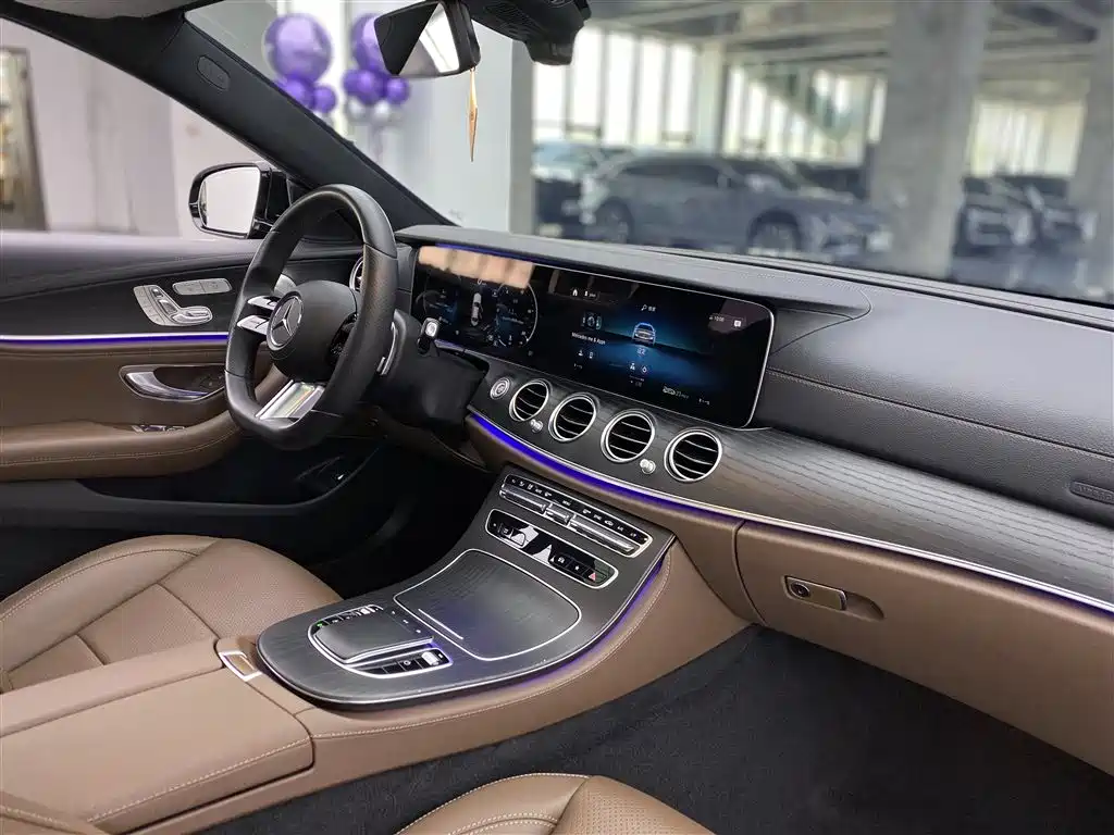 Mercedes-Benz E-Class 2020 — фото 11