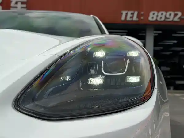 Porsche Panamera 2019