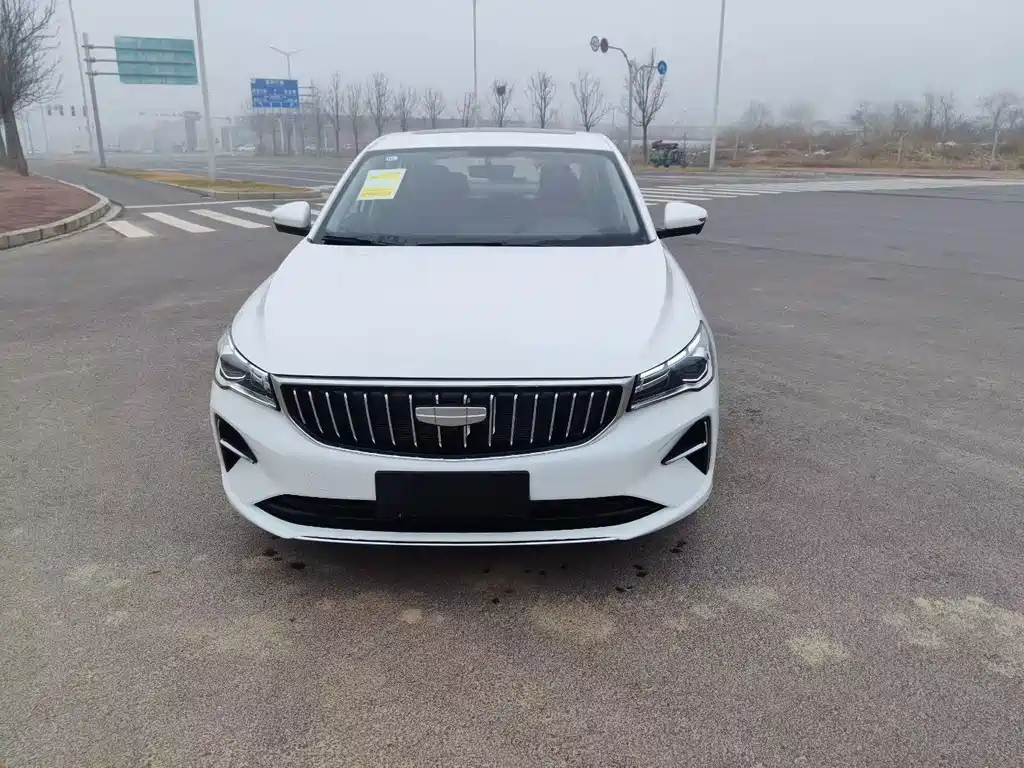 Geely Emgrand 2026