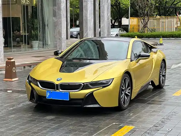 BMW i8 2016