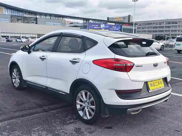 Geely Emgrand GS 2017