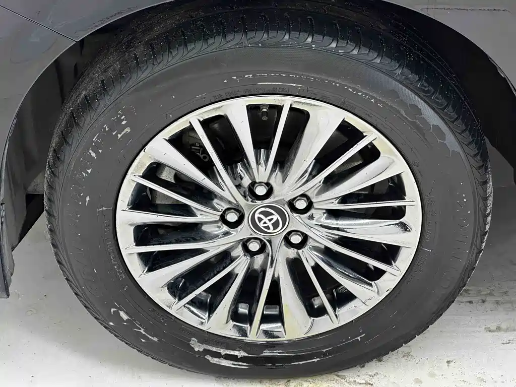 Toyota Alphard 2019 — фото 18