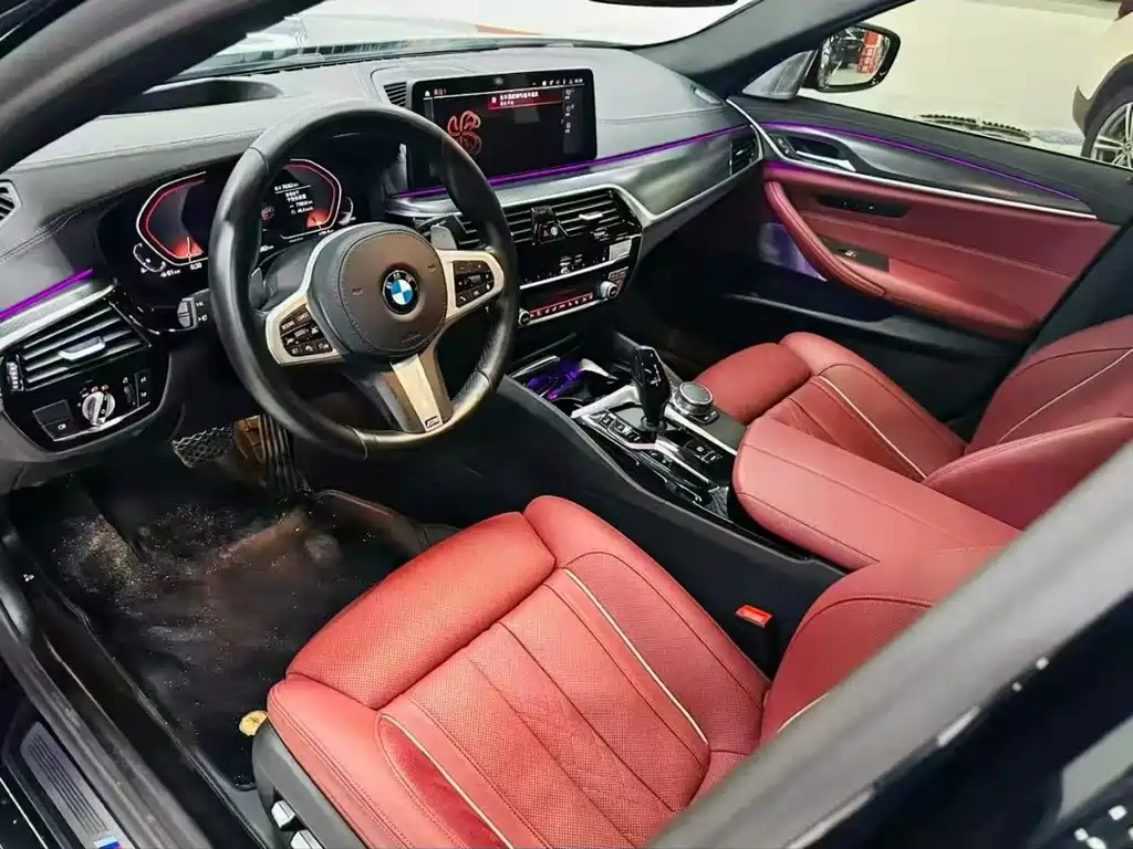BMW 5 Series 2021
