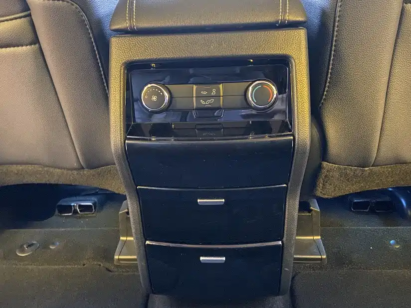 Ford Edge 2019 — фото 10