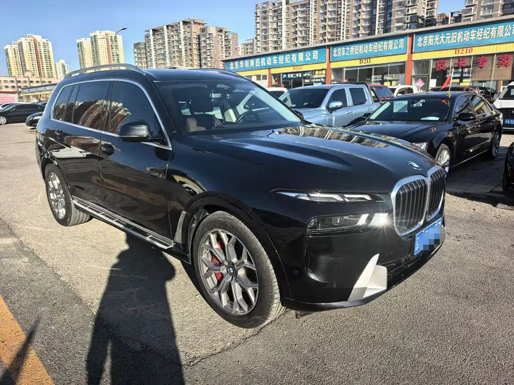 BMW X7 2024 — фото 2