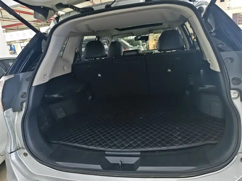 Nissan X-Trail 2014 — фото 19