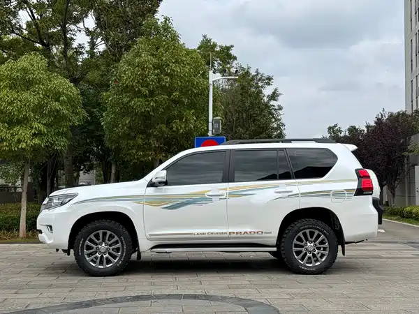 Toyota Prado 2018