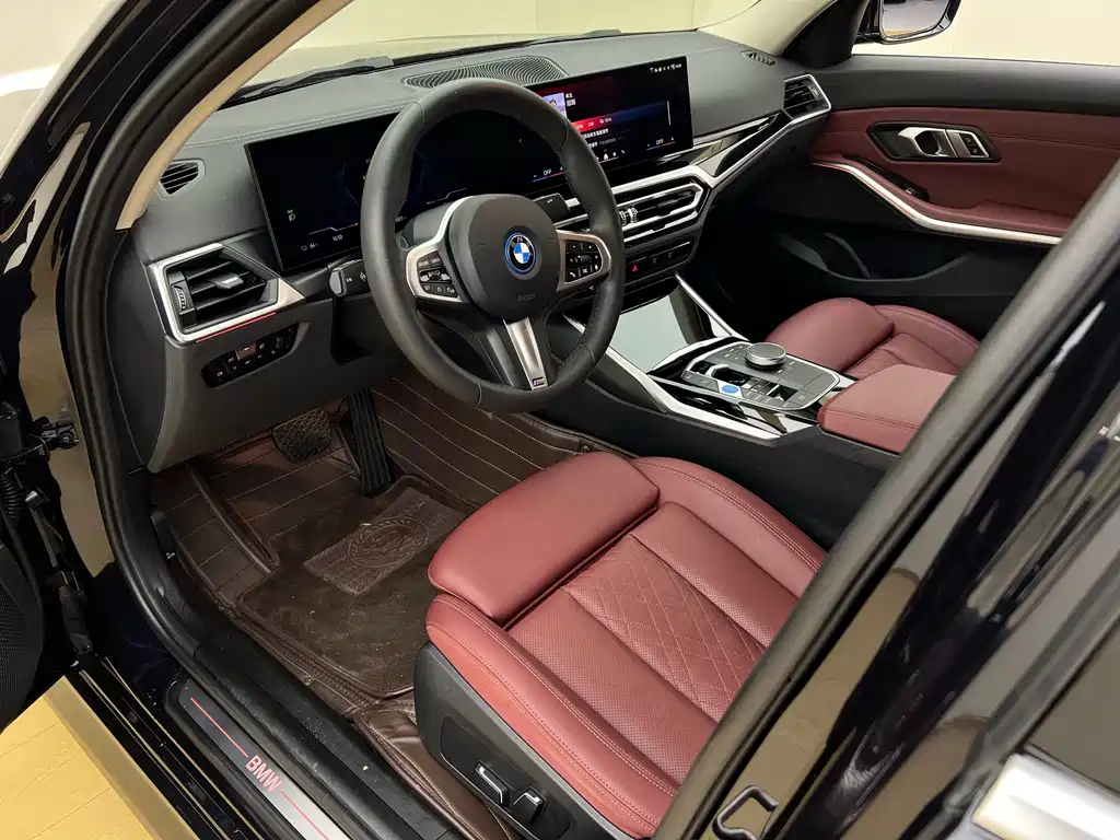 BMW i3 2023 — фото 16