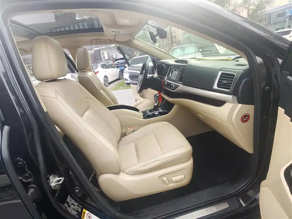 Toyota Highlander 2017