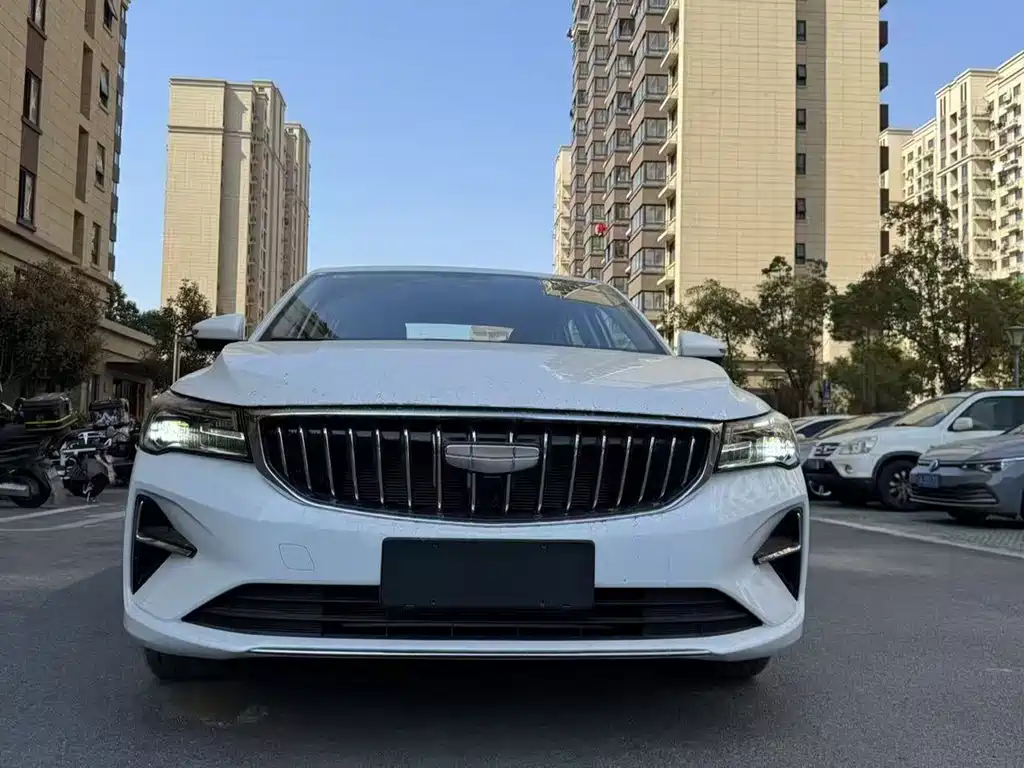 Geely Emgrand 2021 — фото 1