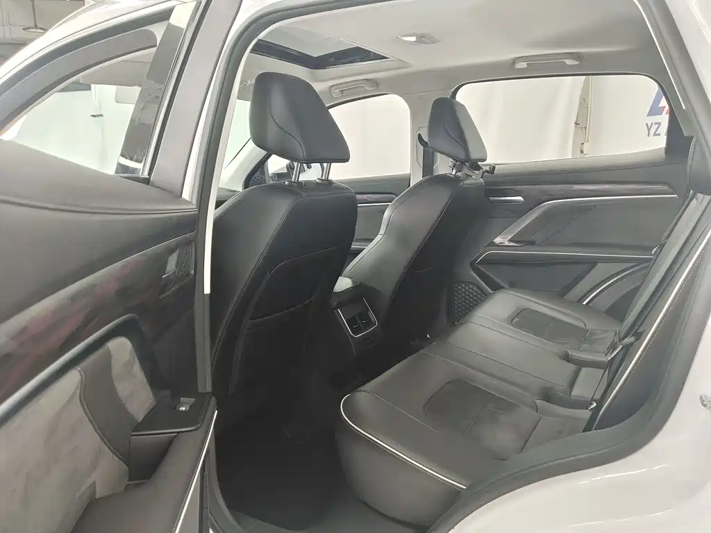 Haval H6 2023 — фото 12