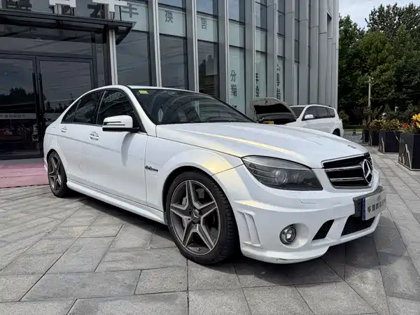 Mercedes-Benz C-Class AMG 2010