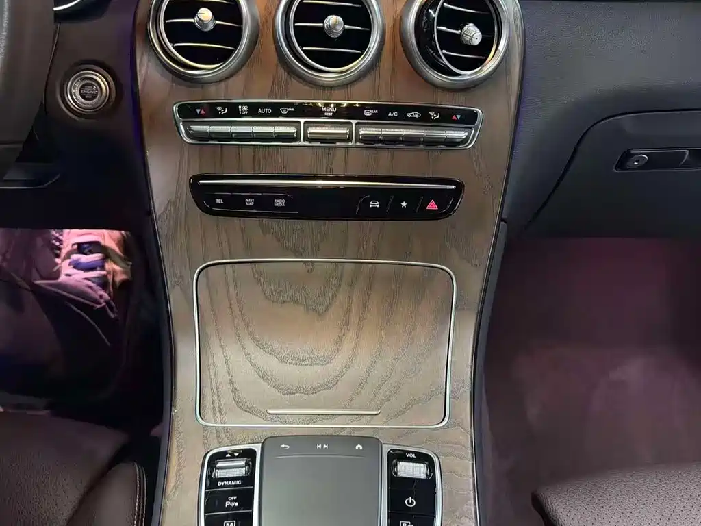 Mercedes-Benz GLC 2023 — фото 12