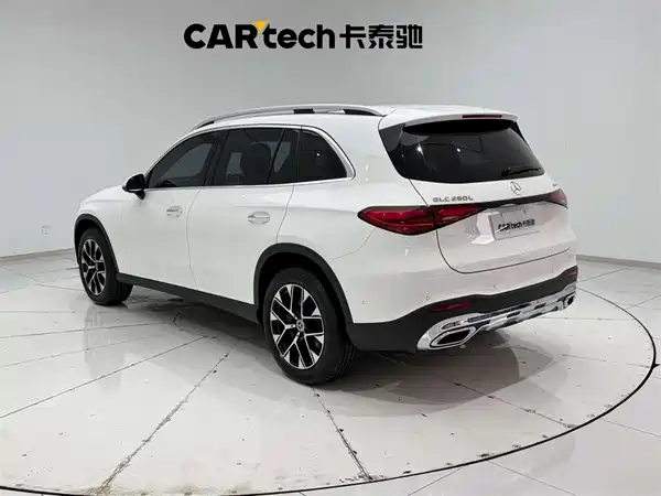 Mercedes-Benz GLC 2023