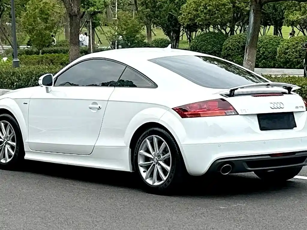 Audi TT 2014 — фото 4