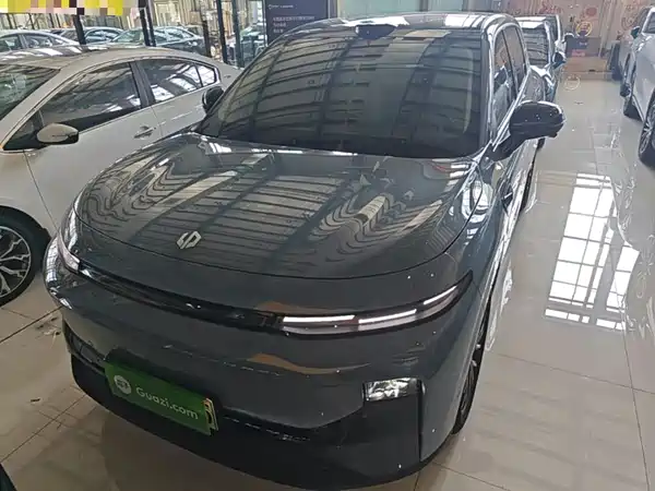 Leapmotor B10 2025