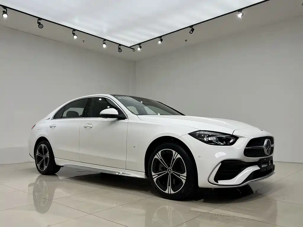 Mercedes-Benz C-Class 2026