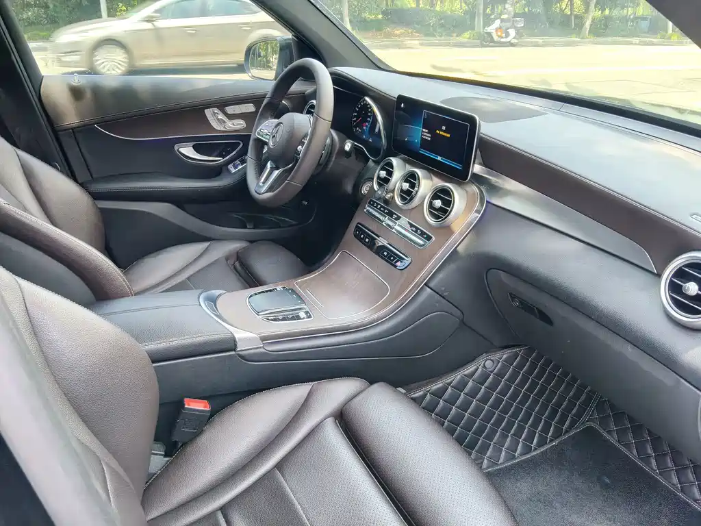 Mercedes-Benz GLC 2022