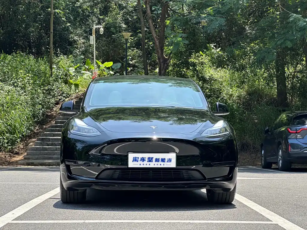 Tesla Model Y 2023 — фото 7