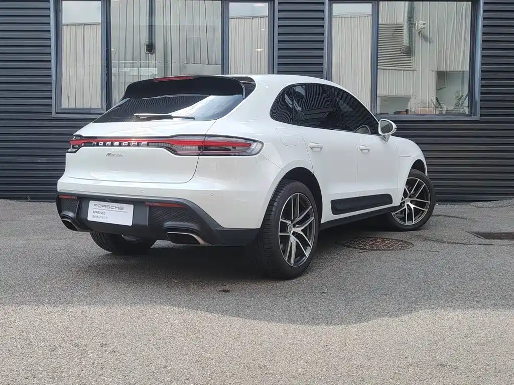 Porsche Macan 2025 — фото 3