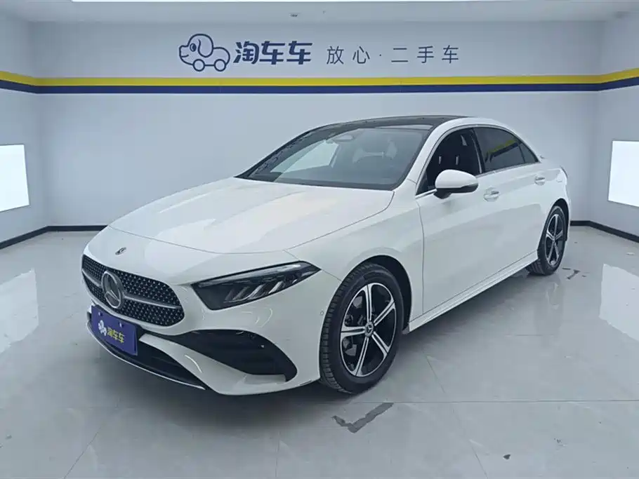 Mercedes-Benz A-Class 2023 — фото 1
