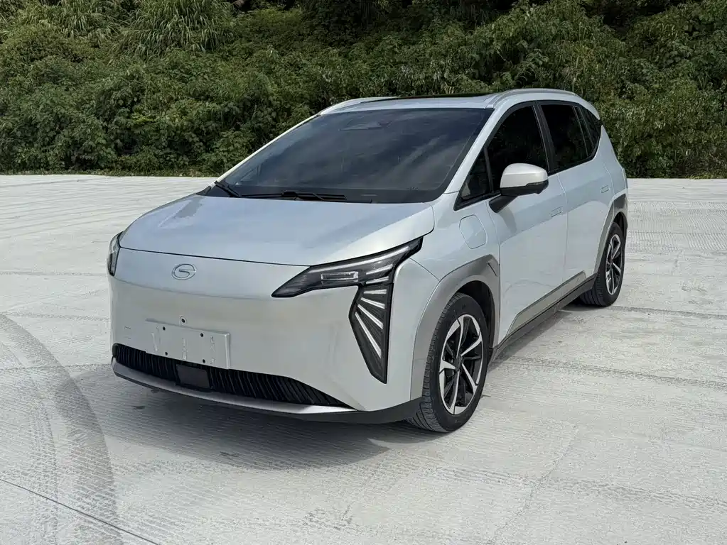 Aion Y 2023