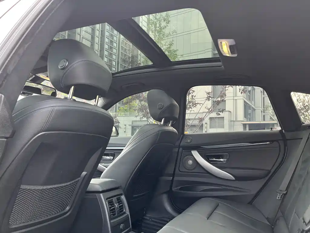 BMW 3 Series GT 2019 — фото 27