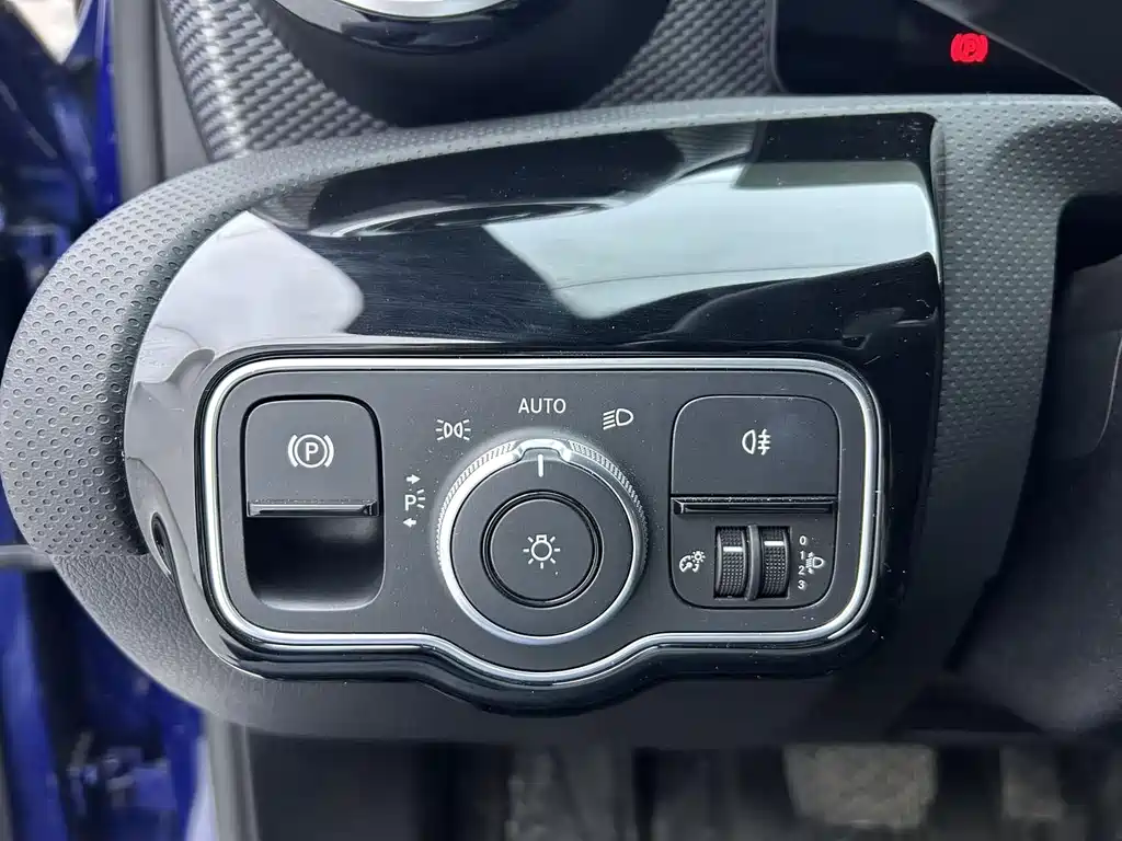 Mercedes-Benz A-Class 2022 — фото 12